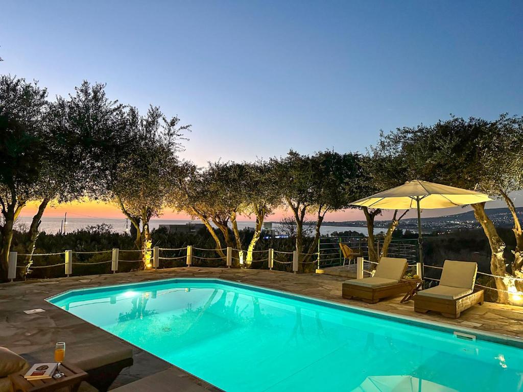 Blue Waves Villa photo 1