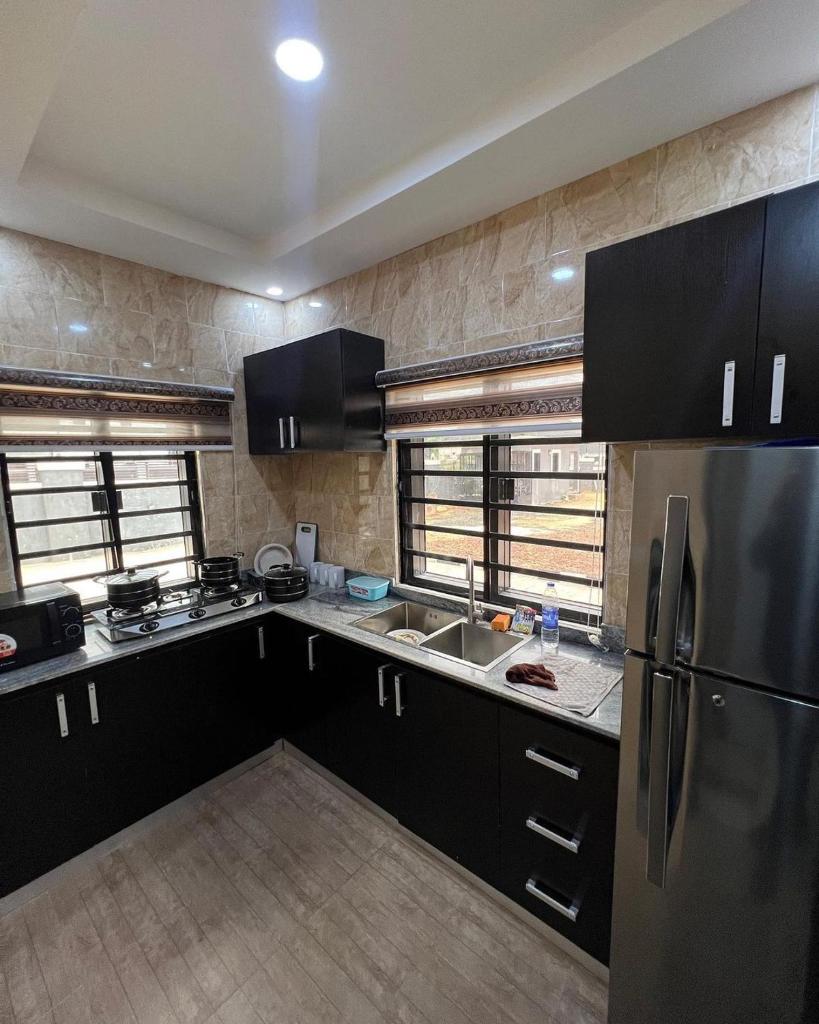 Enugu Airbnb / shortlet Serviced Apartment photo 4