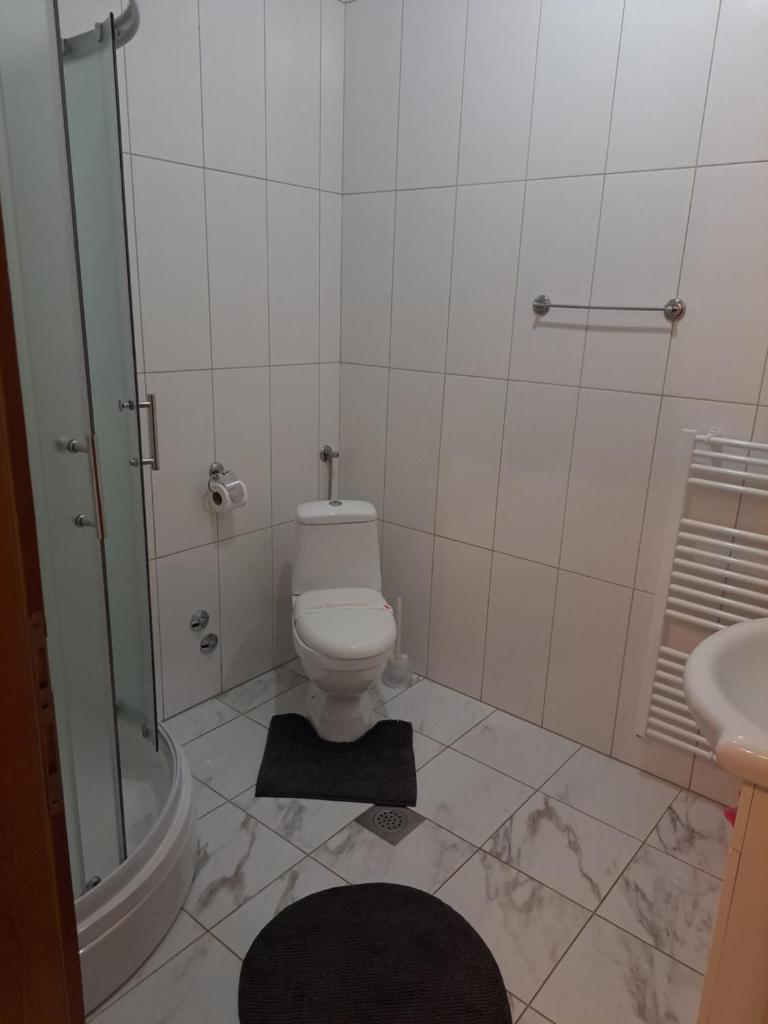 Prenoćište/Restoran Lovac photo 2