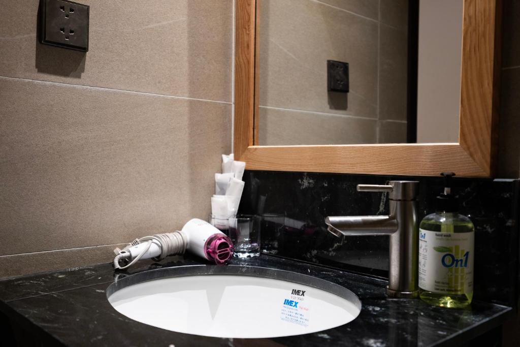 Haven Hut Dawn Hotel