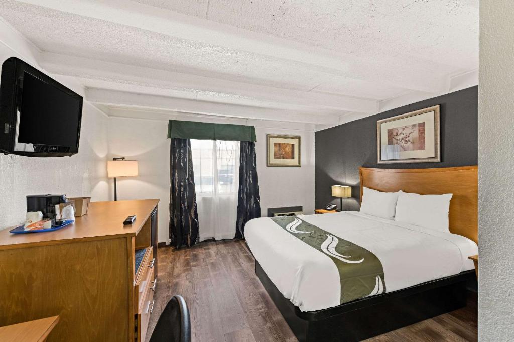 Quality Inn & Suites near I-480 and I-29 photo 3