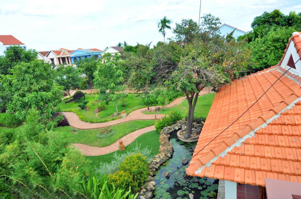 Hoi An Mountain House Villa