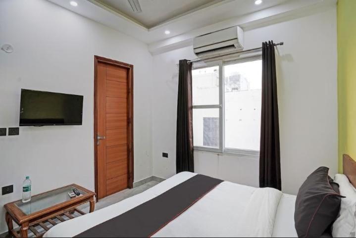 hotel sunrise 56 photo 1