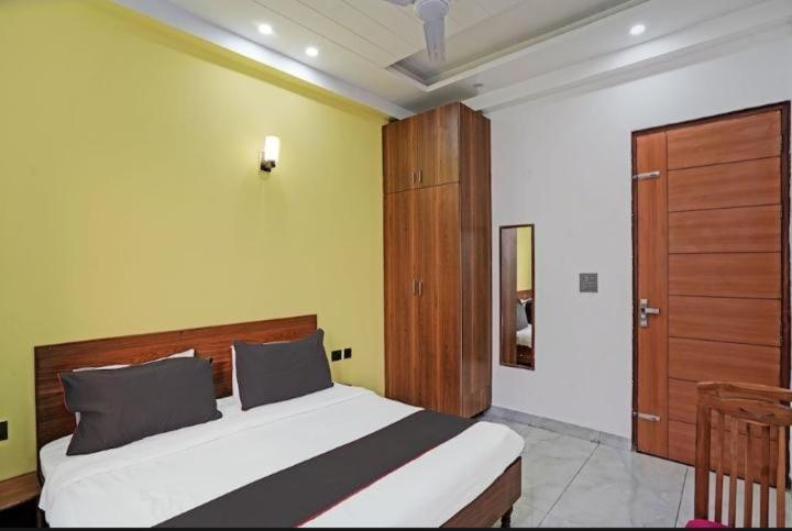 hotel sunrise 56 photo 2