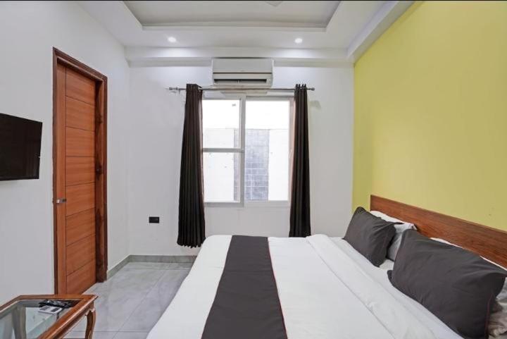 hotel sunrise 56 photo 4