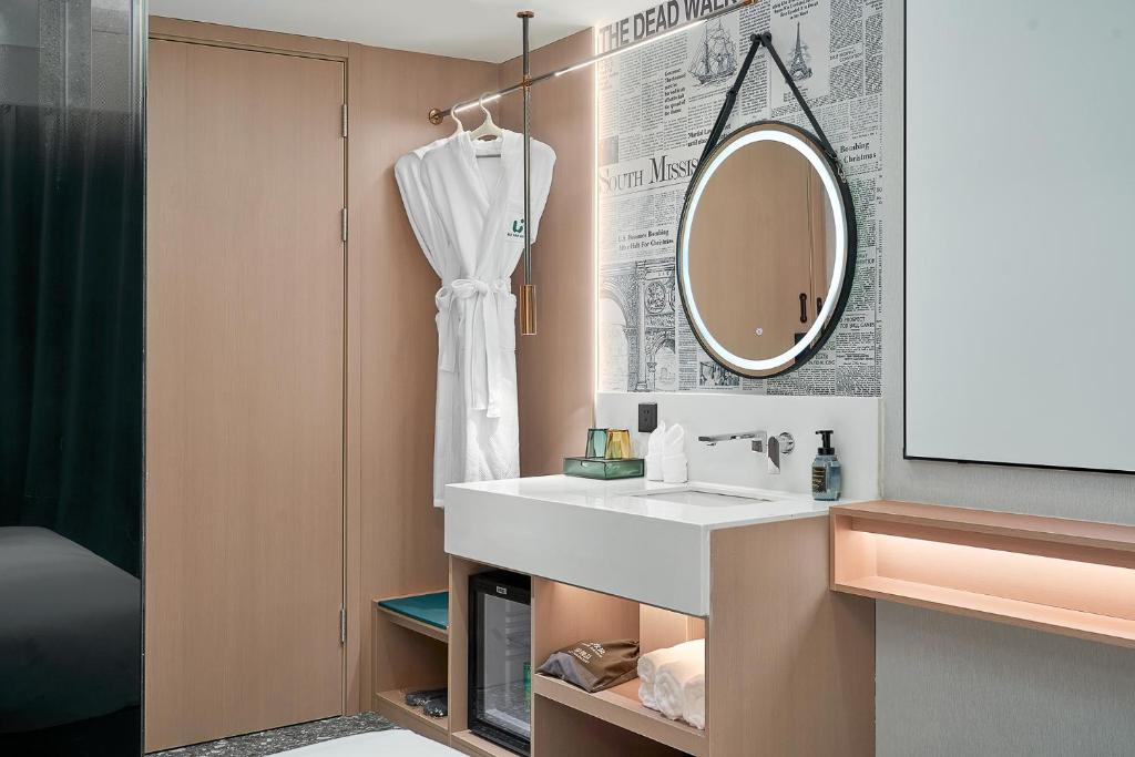 Lanwan Hotel - Guangzhou Shamian Island Yongqingfang Branch photo 4