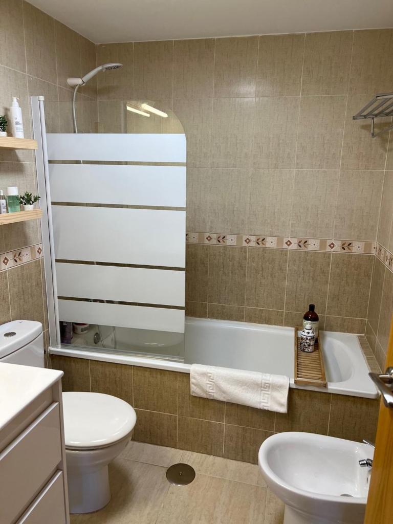 Precioso duplex en Los Nietos photo 3
