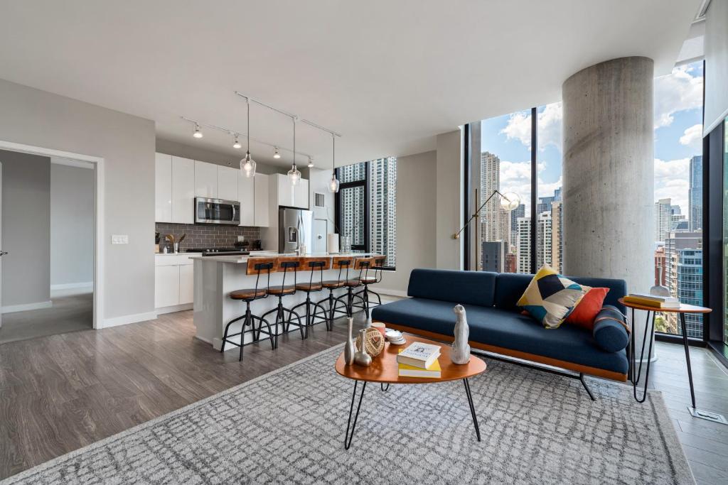 Aurelien Spacious Apartments in the Heart of Gold Coast image