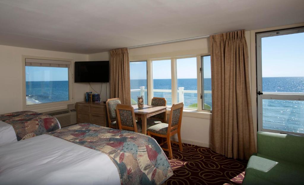 The Corsair & Cross Rip Oceanfront photo 4