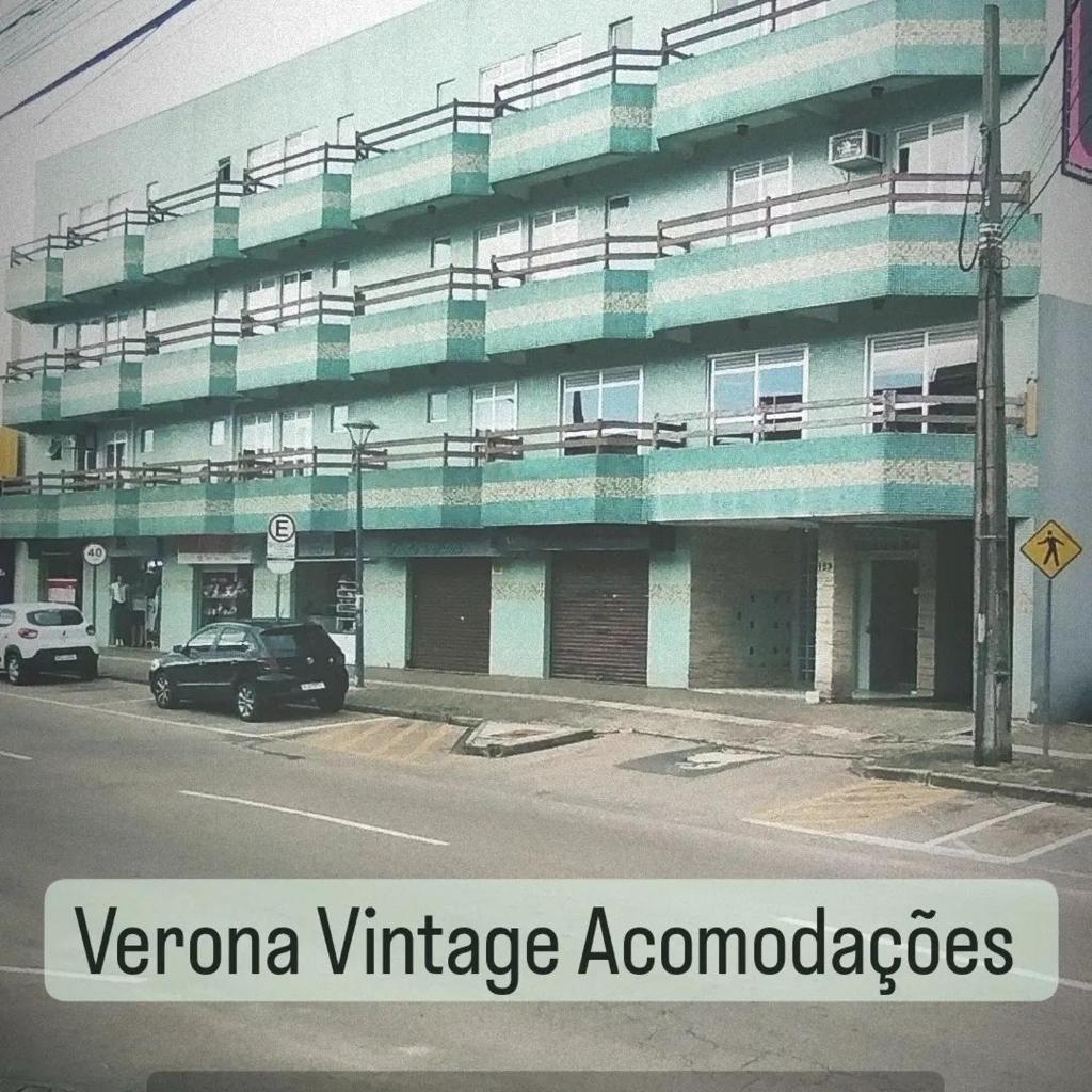 Espaço Verona - apartamento individual 1 cama de solteiro