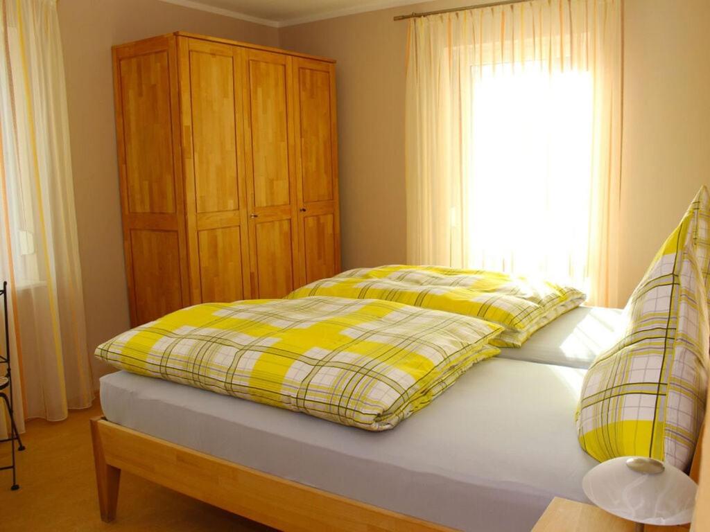 Holiday apartment in the rose garden photo 3