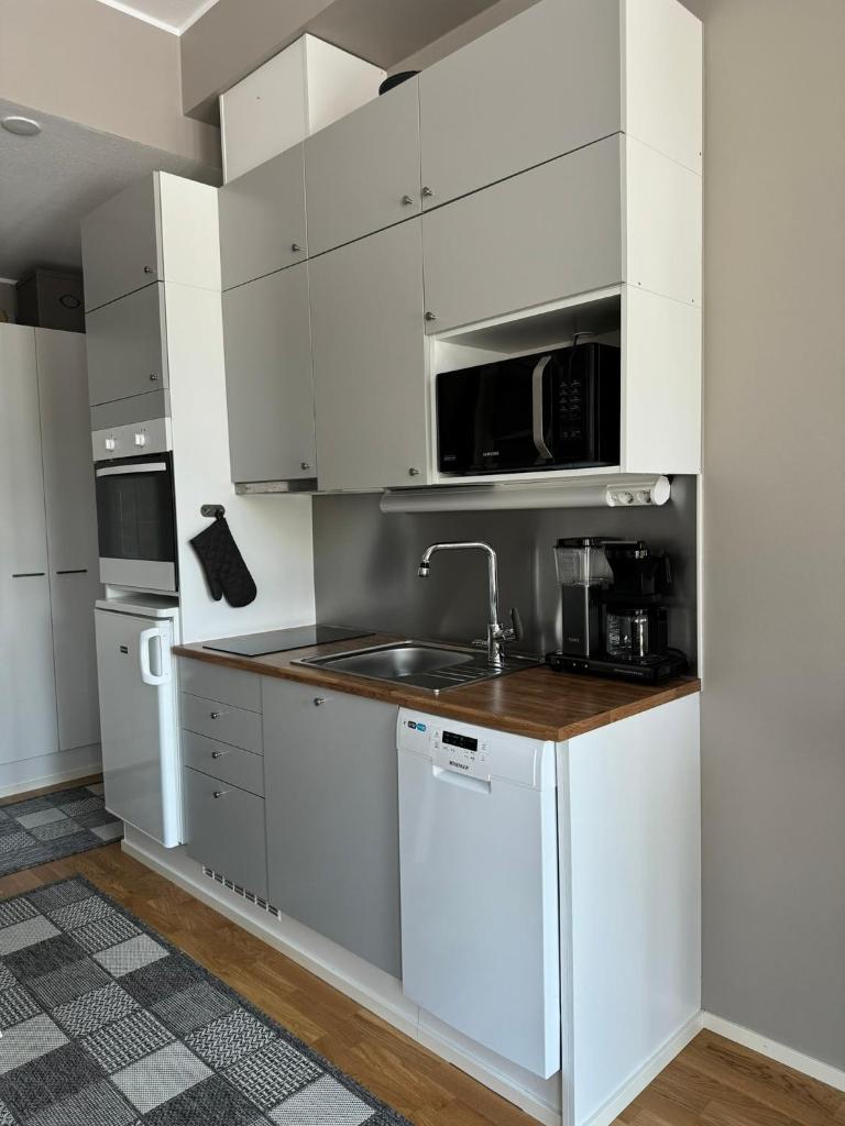 Modern apartment near Helsinki airport photo 3