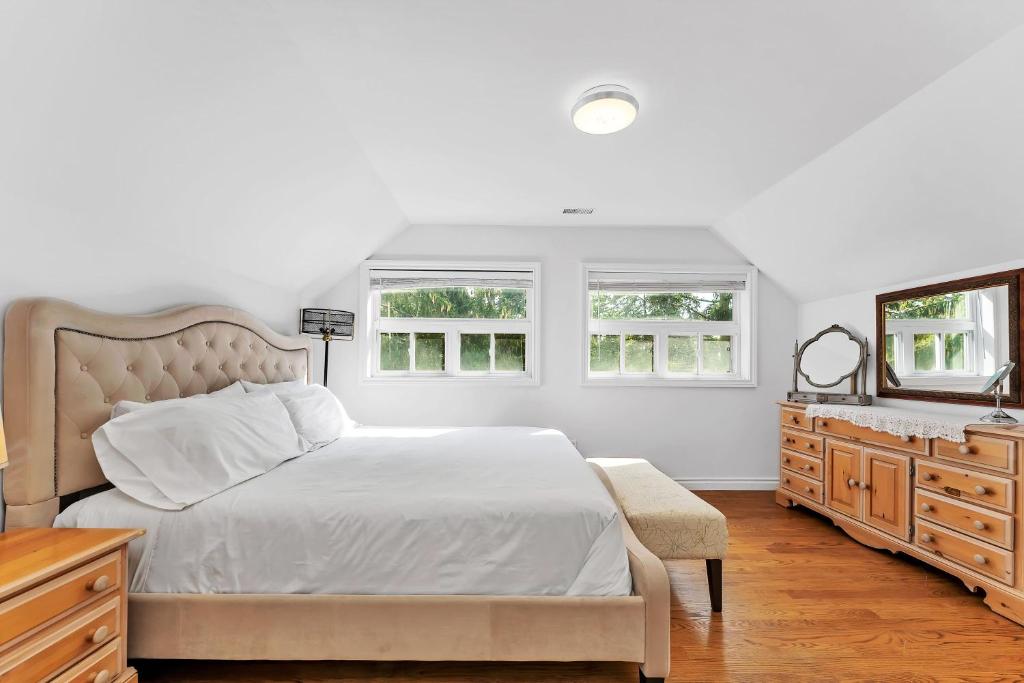 Private 2bdrm unit with ensuite Laundry - U5A photo 2