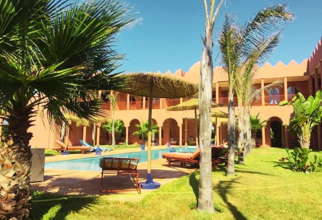 Dar De Santis photo 1