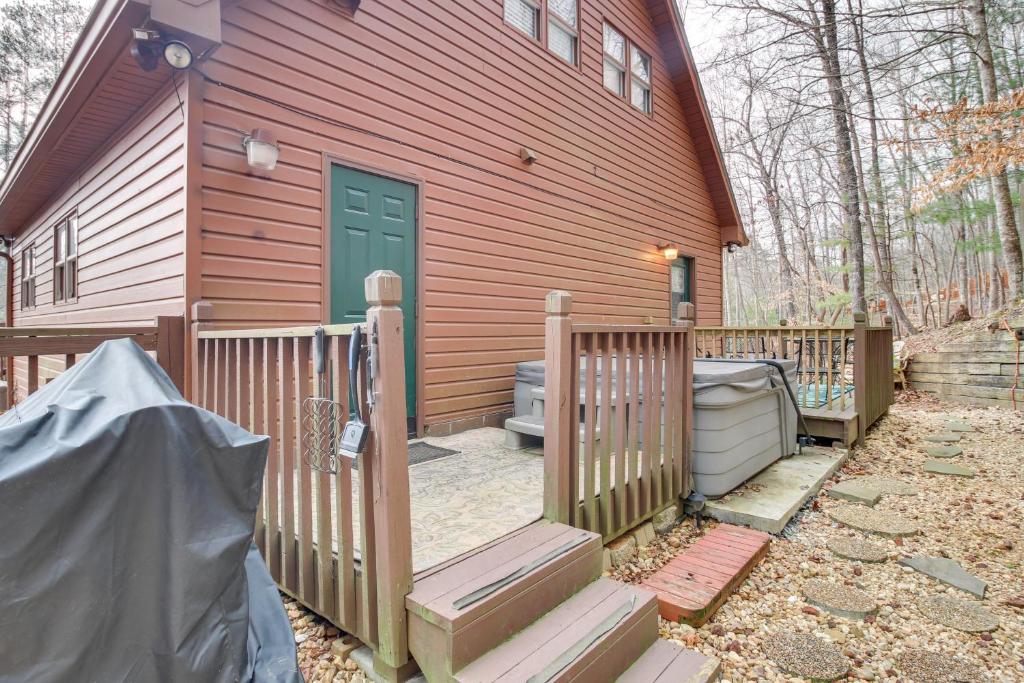 Ellijay Resort Cabin with Fire Pit, Decks, and Hot Tub photo 1