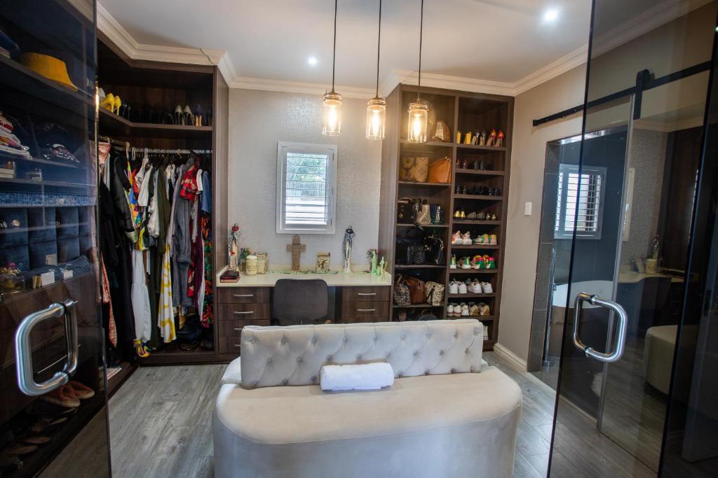 Luxury Countryside Gataway Hillcrest photo 1