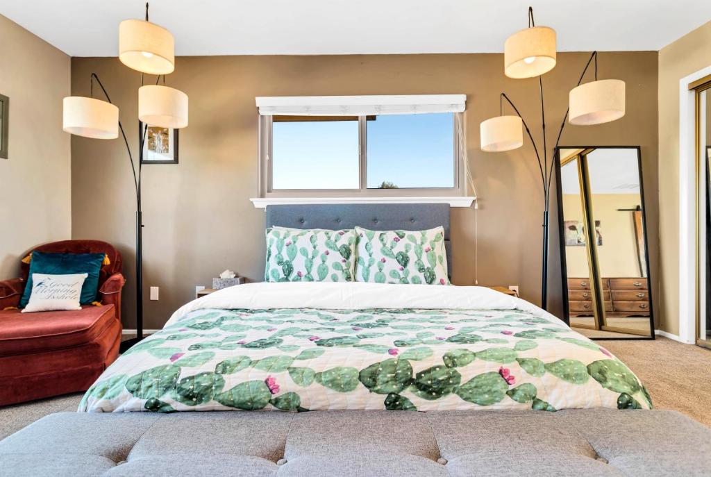 Shimmering Desert Gem - A Ryson Property photo 4