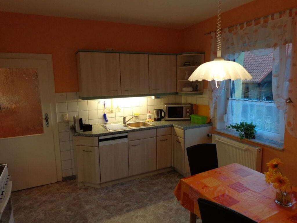 Apartment on the beach with sea view photo 1