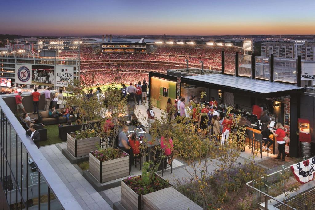 Hampton Inn & Suites Washington DC-Navy Yard image