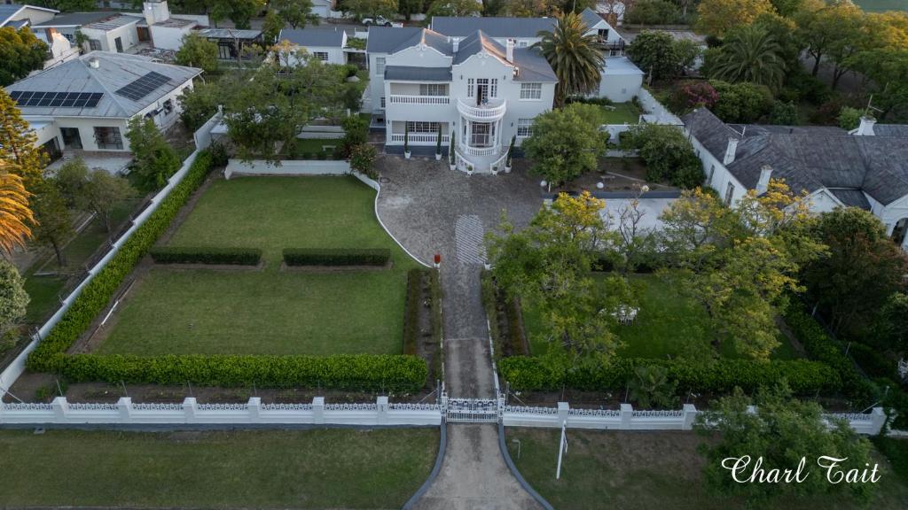 Herberg Manor photo 1