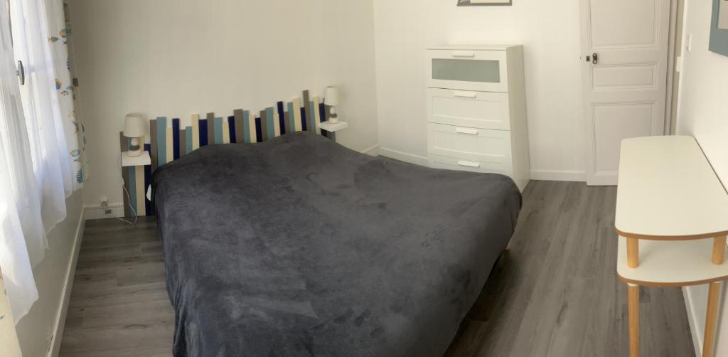 Maison 100 m2 plein pied pour 6 personnes 300 m de la plage photo 4