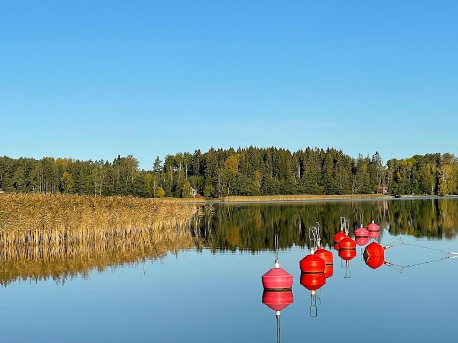 Merikruunu Tähdistöhuvila Pohjantähti 18