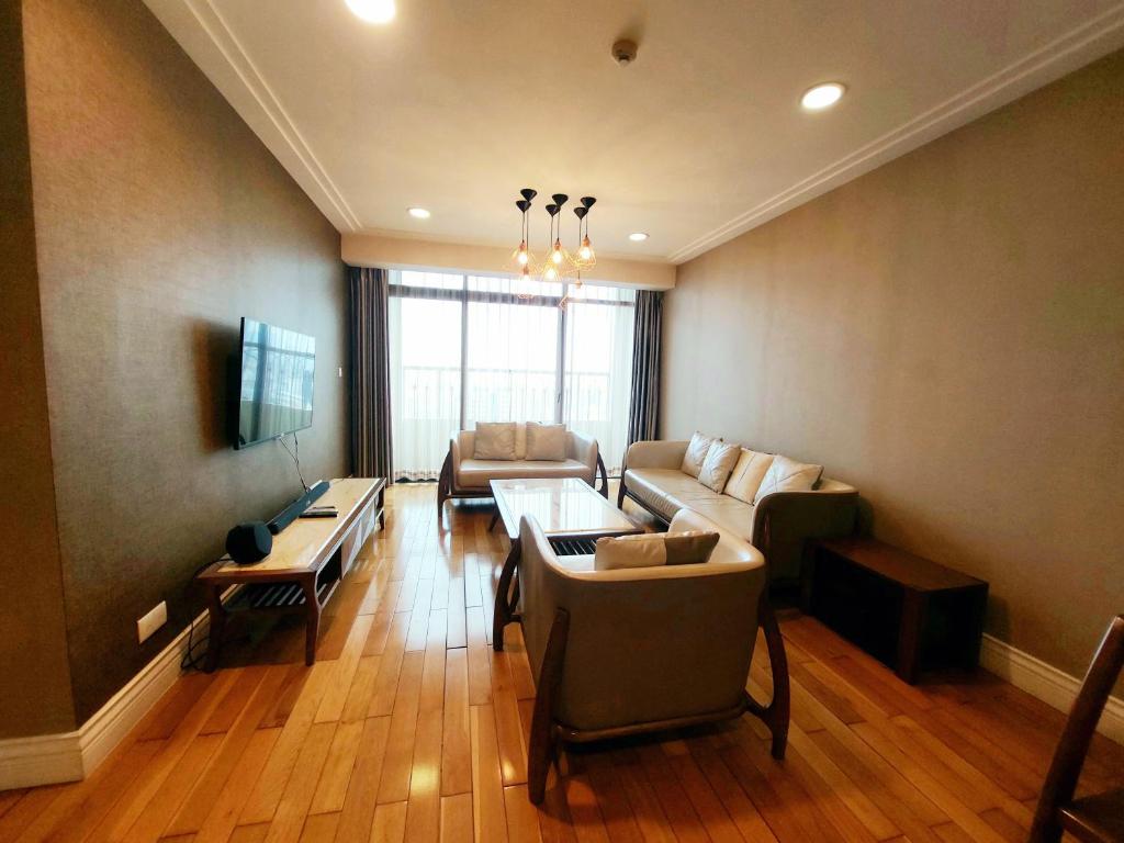 2 BR Unit Central Hanoi