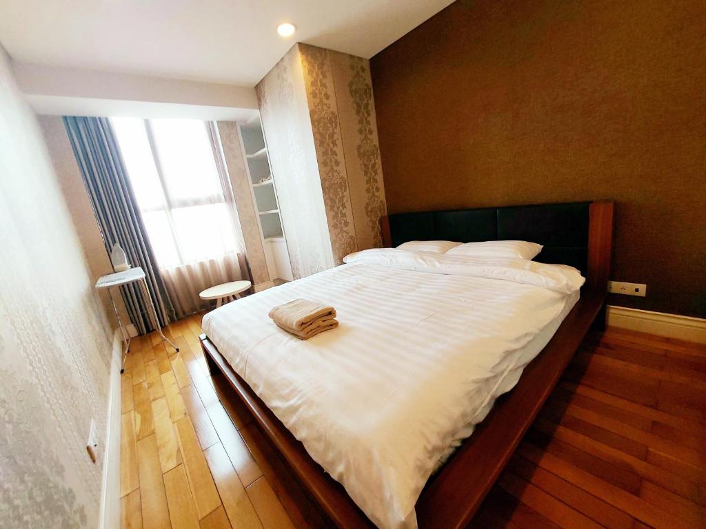 2 BR Unit Central Hanoi