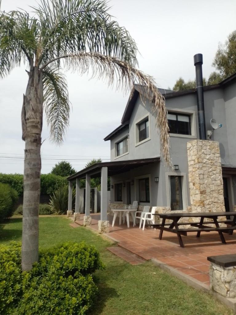 MARESIA Surf House photo 2