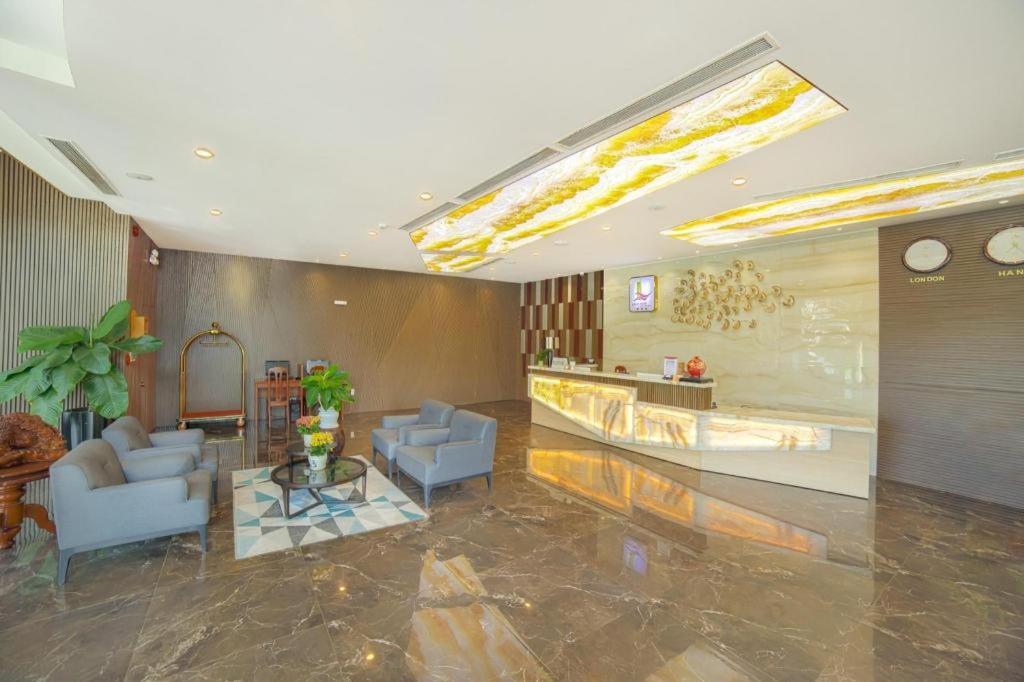 LakeView-Hotel Quy Nhon