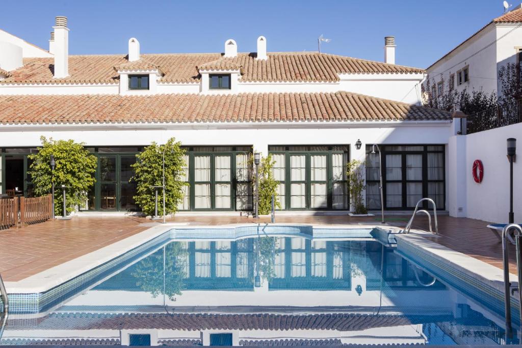 Hotel Tugasa Sierra y Cal