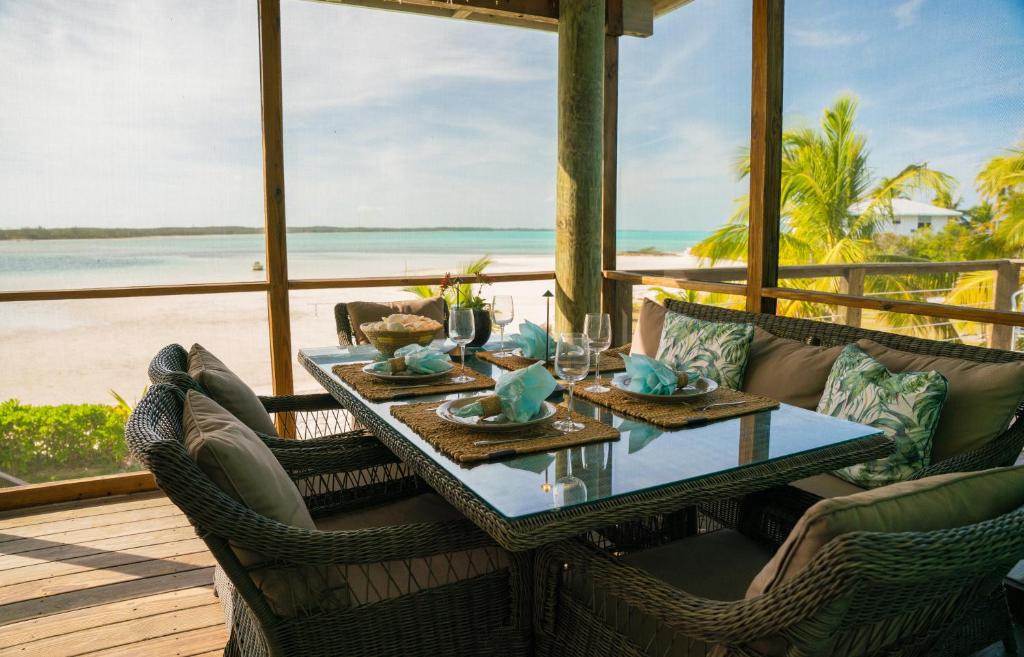 Villa Blue Hole photo 3