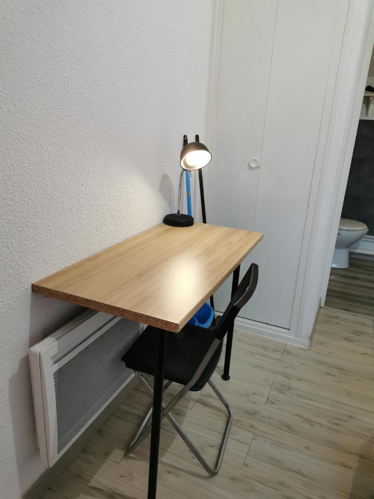 Studio meublé équipé calme et bien situé photo 1
