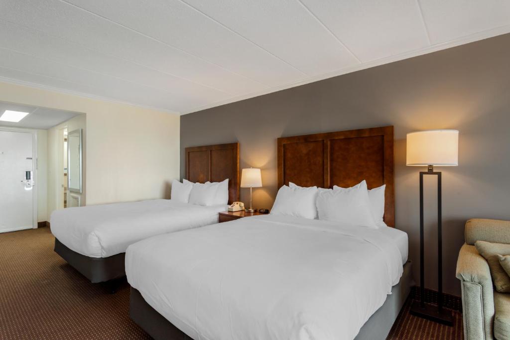 Quality Inn Ocean City Beachfront photo 2