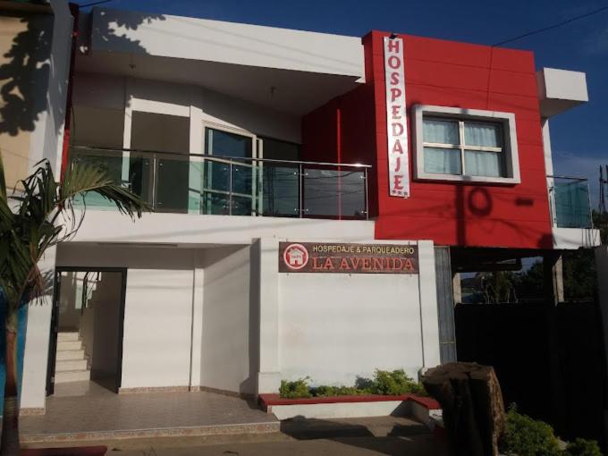 Hospedaje y parqueadero la Avenida