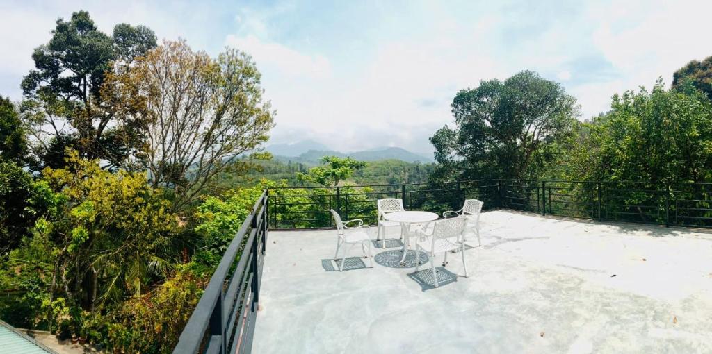 Sithara Estate Bungalow photo 4