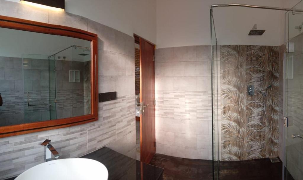 Sithara Estate Bungalow photo 2