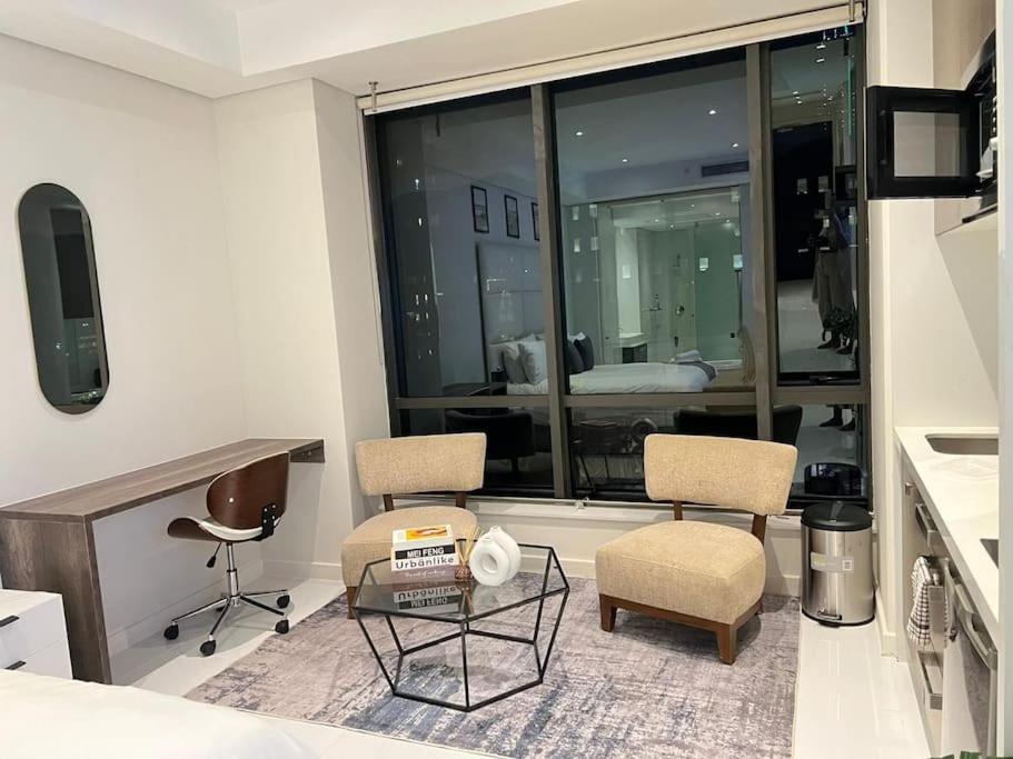 NEW Luxury Hotel Suite Sandton City photo 1