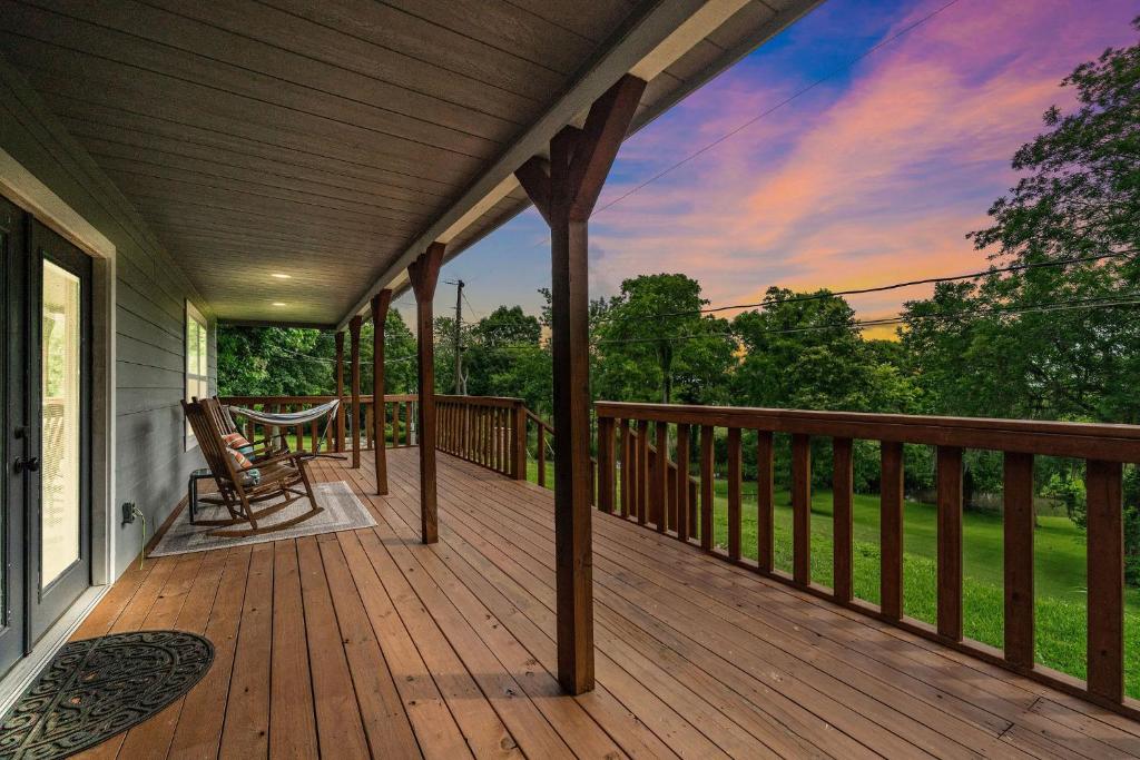 Old and Lost River Home on the river by Super Hosts instant book barbers hill wifi work space fishing hunting bird watching photo 1