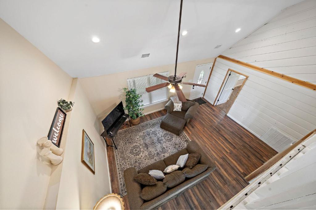 Old and Lost River Home on the river by Super Hosts instant book barbers hill wifi work space fishing hunting bird watching photo 3