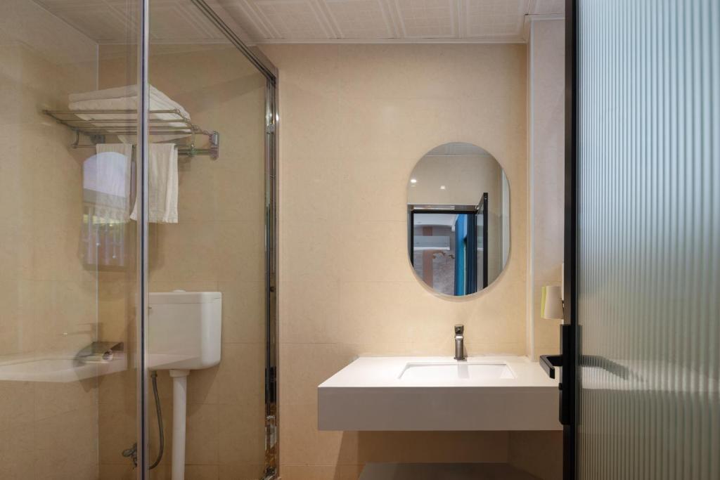 Anlan Hotel Wuyuan photo 1