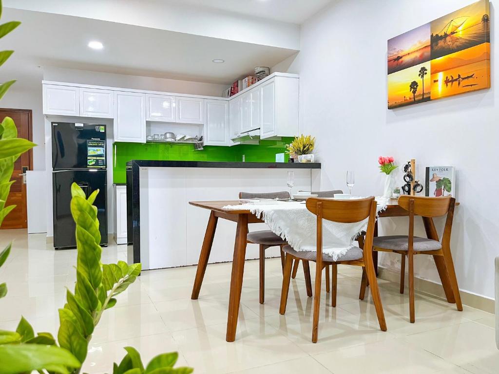 Khang Homestay - Goldsea Apartment ,Căn Hộ Du Lịch Cao Cấp Ven Biển