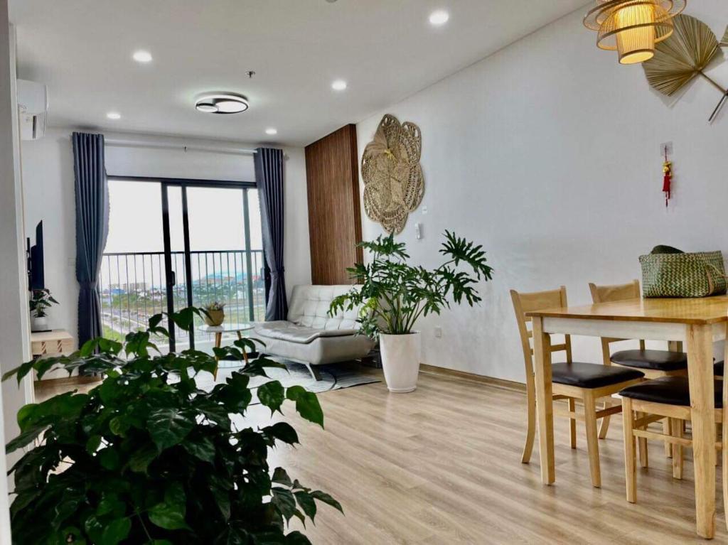 Căn hộ cao cấp view biển 2 phòng ngủ.