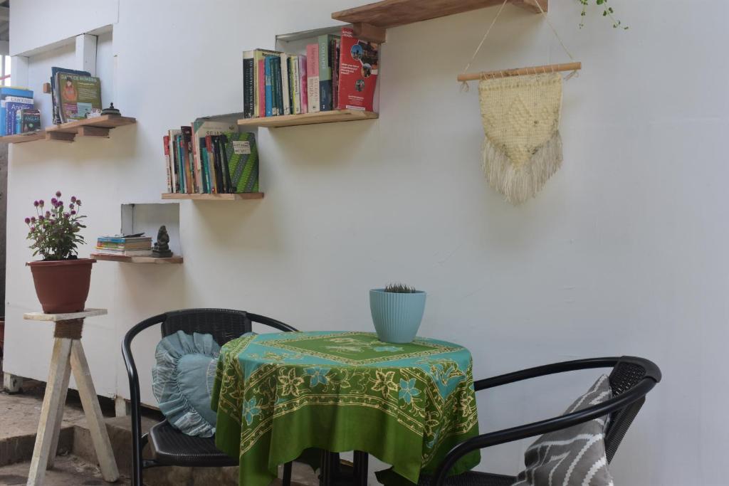 Mama's Homestay Ruteng - Tap to explore photos