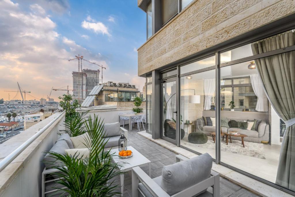 Unique Mini Penthouse In The Heart Of Jerusalem photo 1