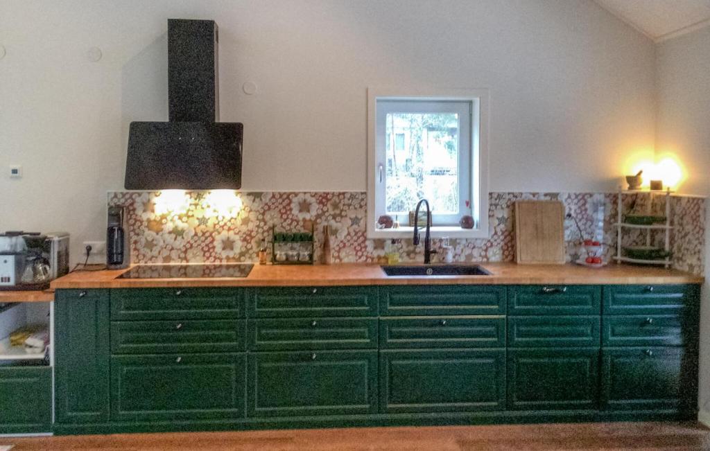 Lovely Home In Blid With Kitchen photo 4