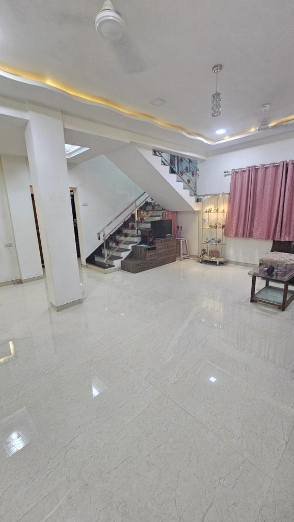 Om Nanaai Villa photo 3