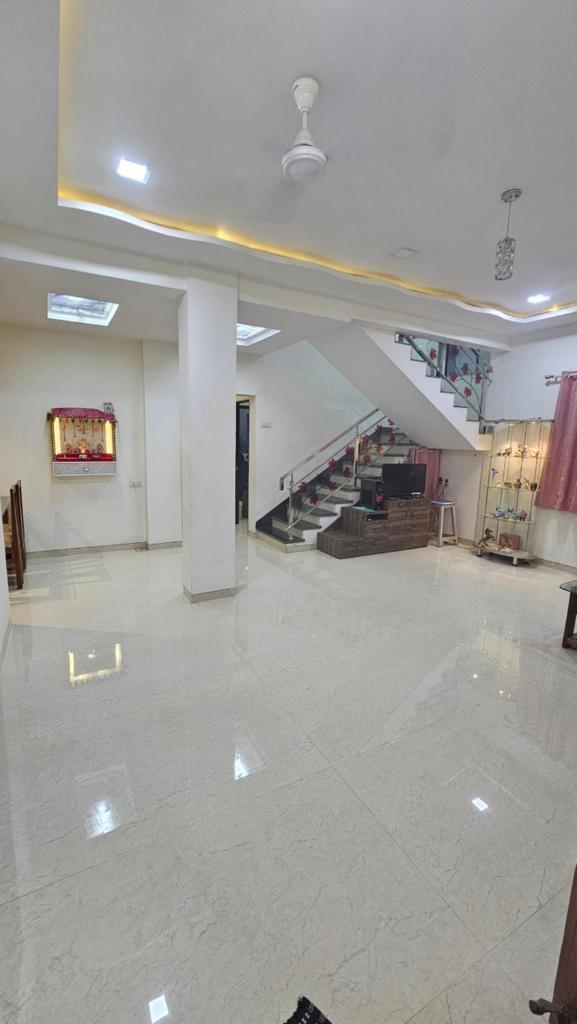 Om Nanaai Villa photo 1