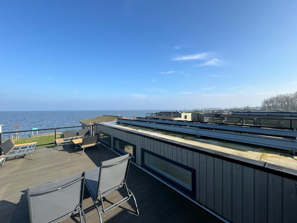 Enkhuizer Strand Cube Elite Hafenpanorama mit Dachterrasse Haus Nr 339 photo 2