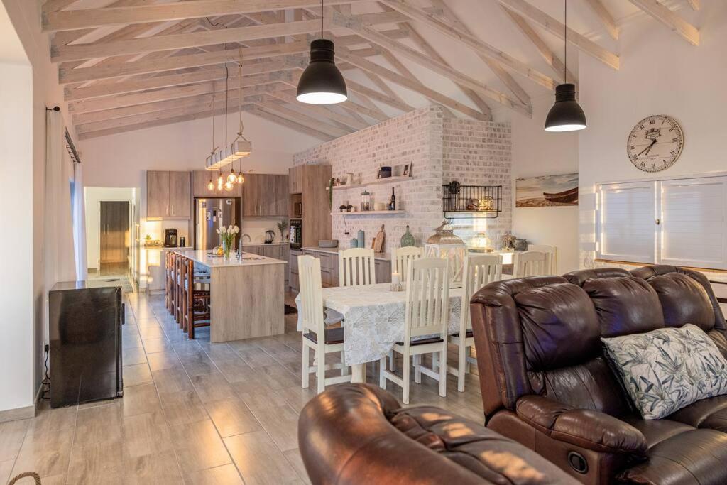 Equatorial Boutique SelfCatering photo 4